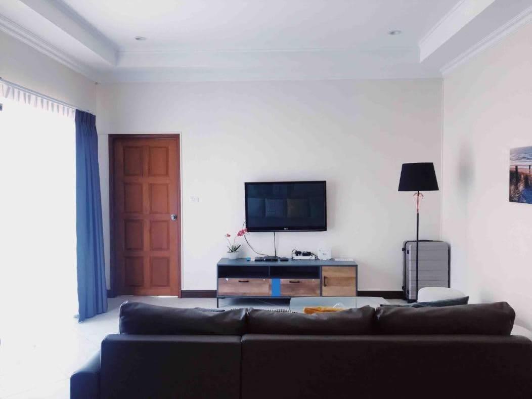 Majestic Residence Pool Villas X Gsg Pattaya Exterior photo